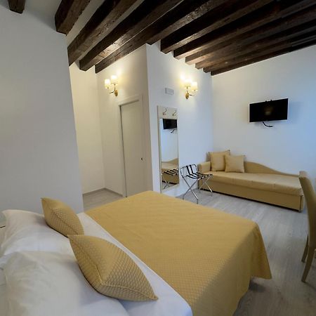 Отель Residenza Briati Венеция Экстерьер фото