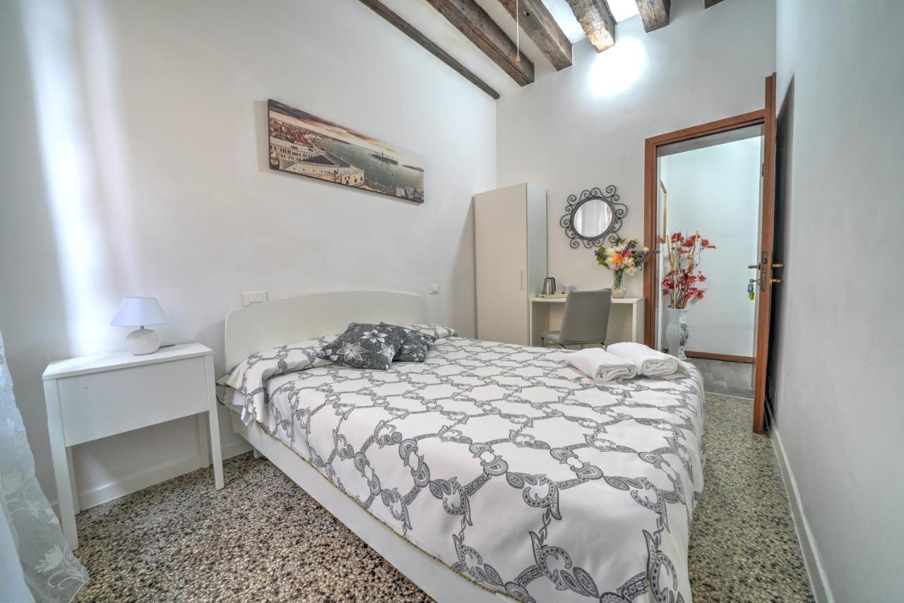 Отель Residenza Briati Венеция Экстерьер фото