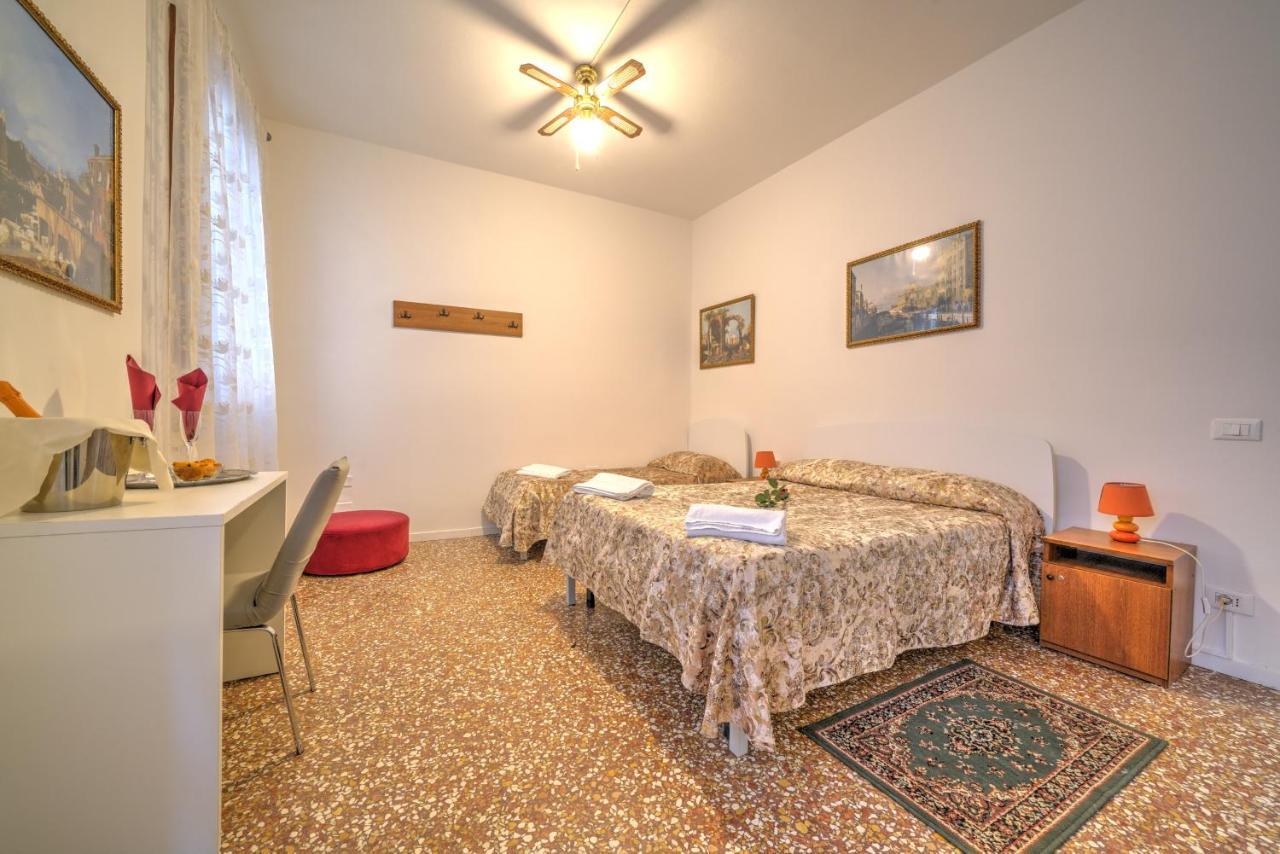 Отель Residenza Briati Венеция Экстерьер фото